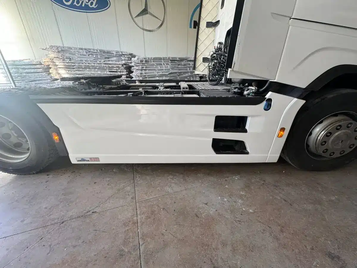 FORD F MAX AÇILIR DEPO YANLIĞI